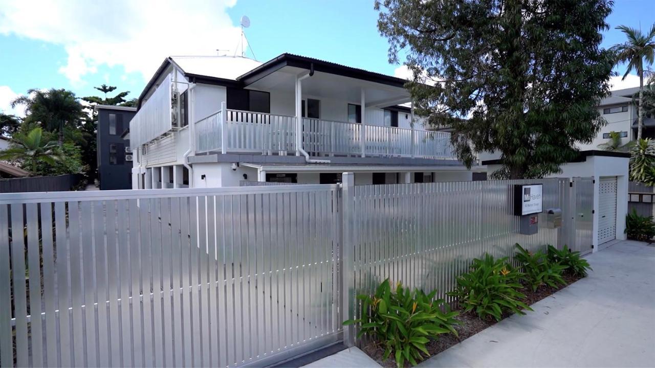 Mihaven Shared Living - Martyn St Hostel Cairns Buitenkant foto