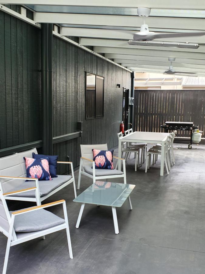Mihaven Shared Living - Martyn St Hostel Cairns Buitenkant foto