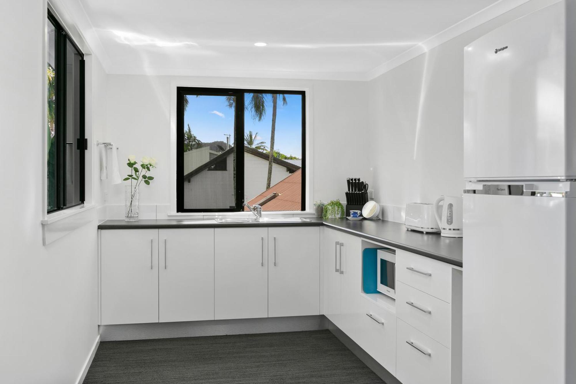 Mihaven Shared Living - Martyn St Hostel Cairns Buitenkant foto